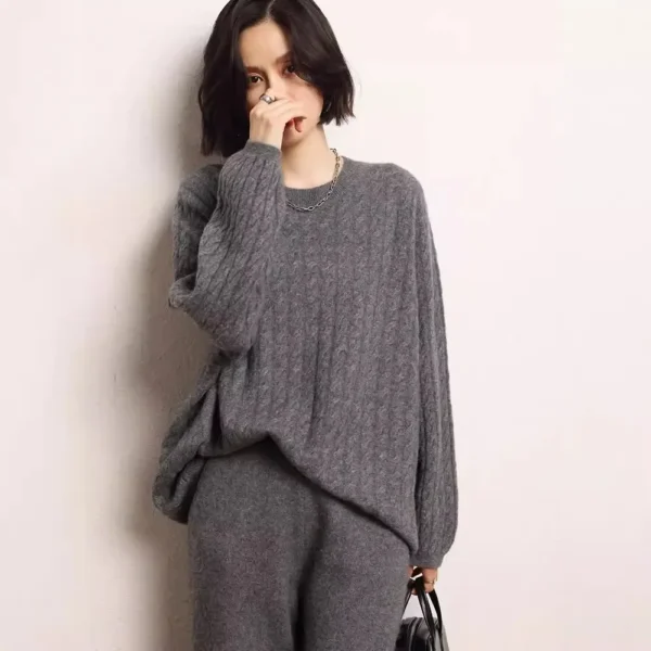 Autumn Winter Ladies' Cashmere Sweater Loose Twisted Knitwear Slimming Meat Covering Fashionable Crew Neck Pullover - Image 4