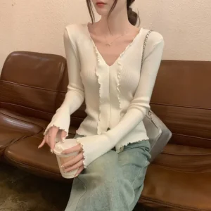 Slimming V-Neck Knitwear Women's Base Layer Shirt Inner Wear Design Sensation Autumn Winter Self-Kept Style by LiangYiXuan