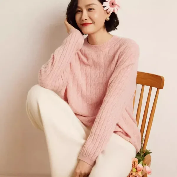 Autumn Winter Ladies' Cashmere Sweater Loose Twisted Knitwear Slimming Meat Covering Fashionable Crew Neck Pullover